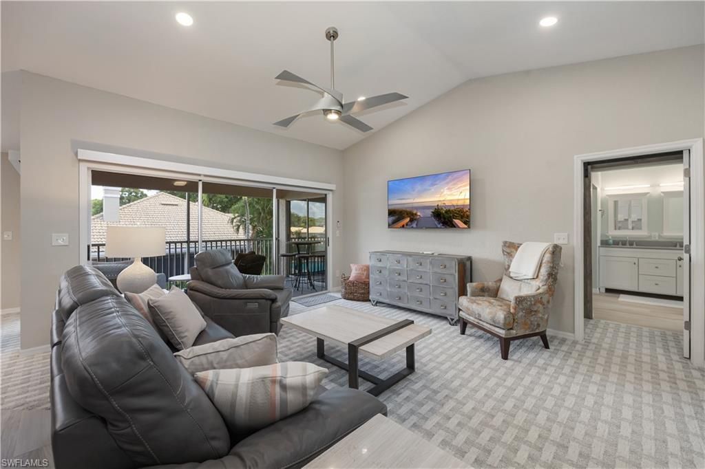290 Emerald Bay Cir, Unit L5, Naples, FL 34110 Photo