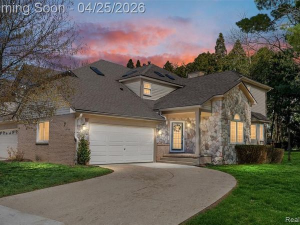 2027 Preserve Circle E , CANTON, MI 48188