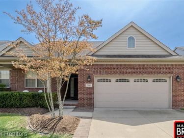 7940 Stableford Drive, Washington Twp, MI 48094