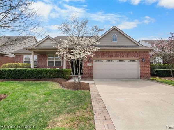 7940 Stableford Drive , Washington Twp, MI 48094