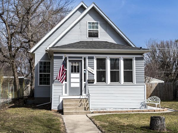 1506 UNIVERSITY Avenue , Grand Forks, ND 58203