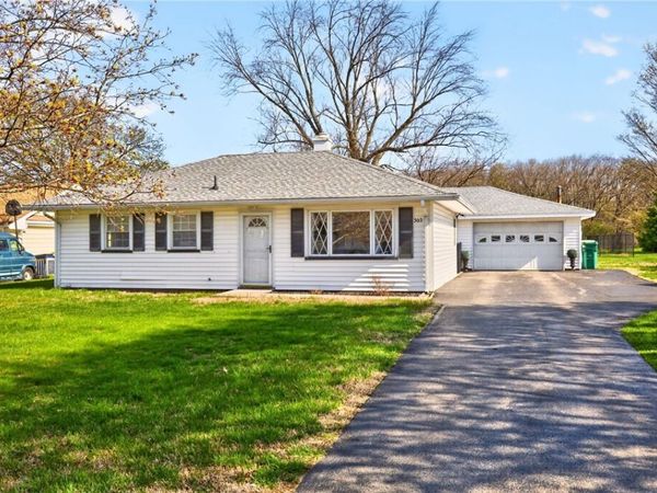 302 Wellington Road, Webster, NY 14580