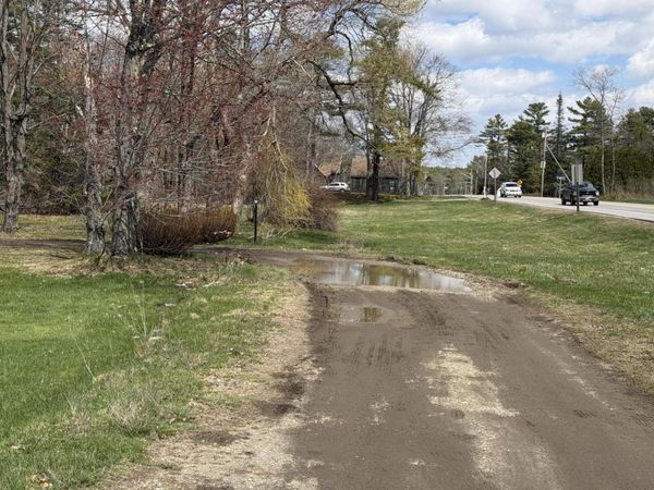 625 Bath Road , Wiscasset, ME 04578