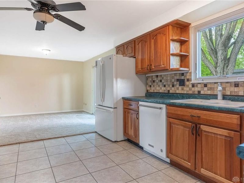 7020 Sonnet Place, Huber Heights, OH 45424 Photo 8