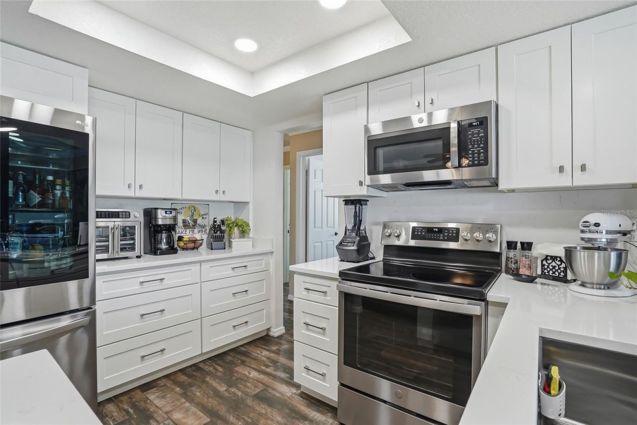 7635 Gates Circle, Spring Hill, FL 34606 Photo