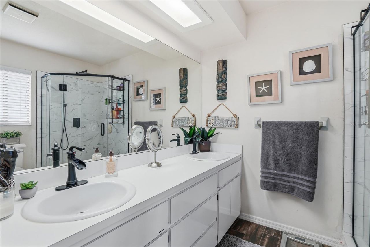 7635 Gates Circle, Spring Hill, FL 34606 Photo