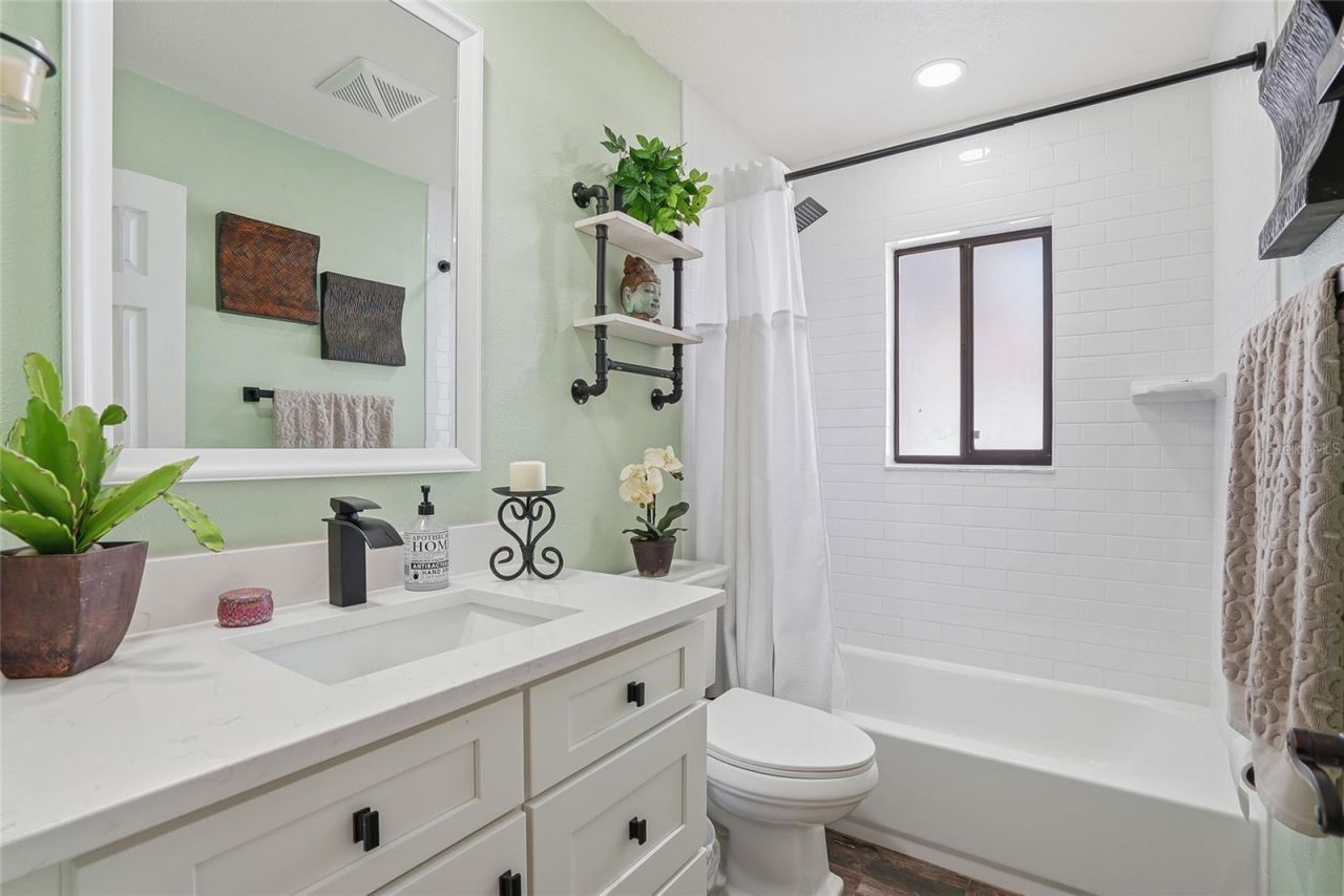 7635 Gates Circle, Spring Hill, FL 34606 Photo