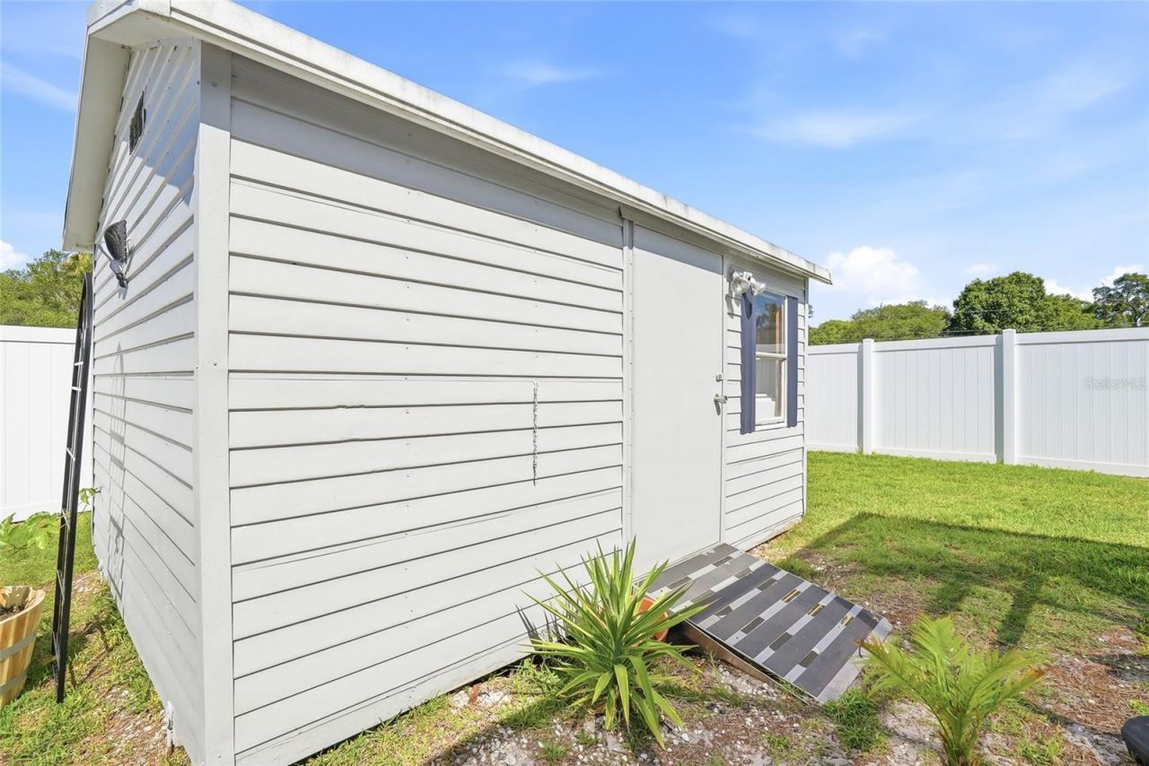 7635 Gates Circle, Spring Hill, FL 34606 Photo