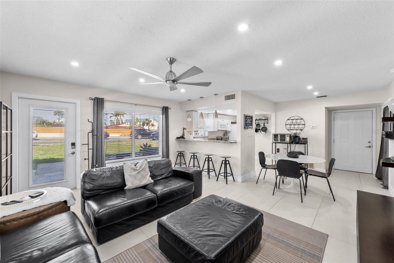 439 Causeway Boulevard , Dunedin, FL 34698 Photo