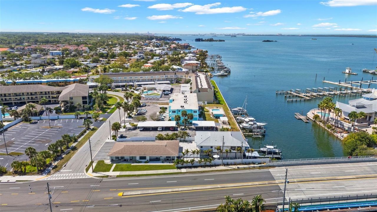 439 Causeway Boulevard , Dunedin, FL 34698 Photo