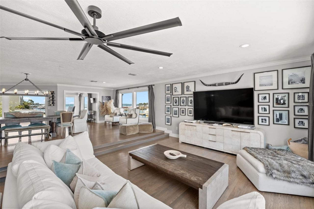 439 Causeway Boulevard , Dunedin, FL 34698 Photo