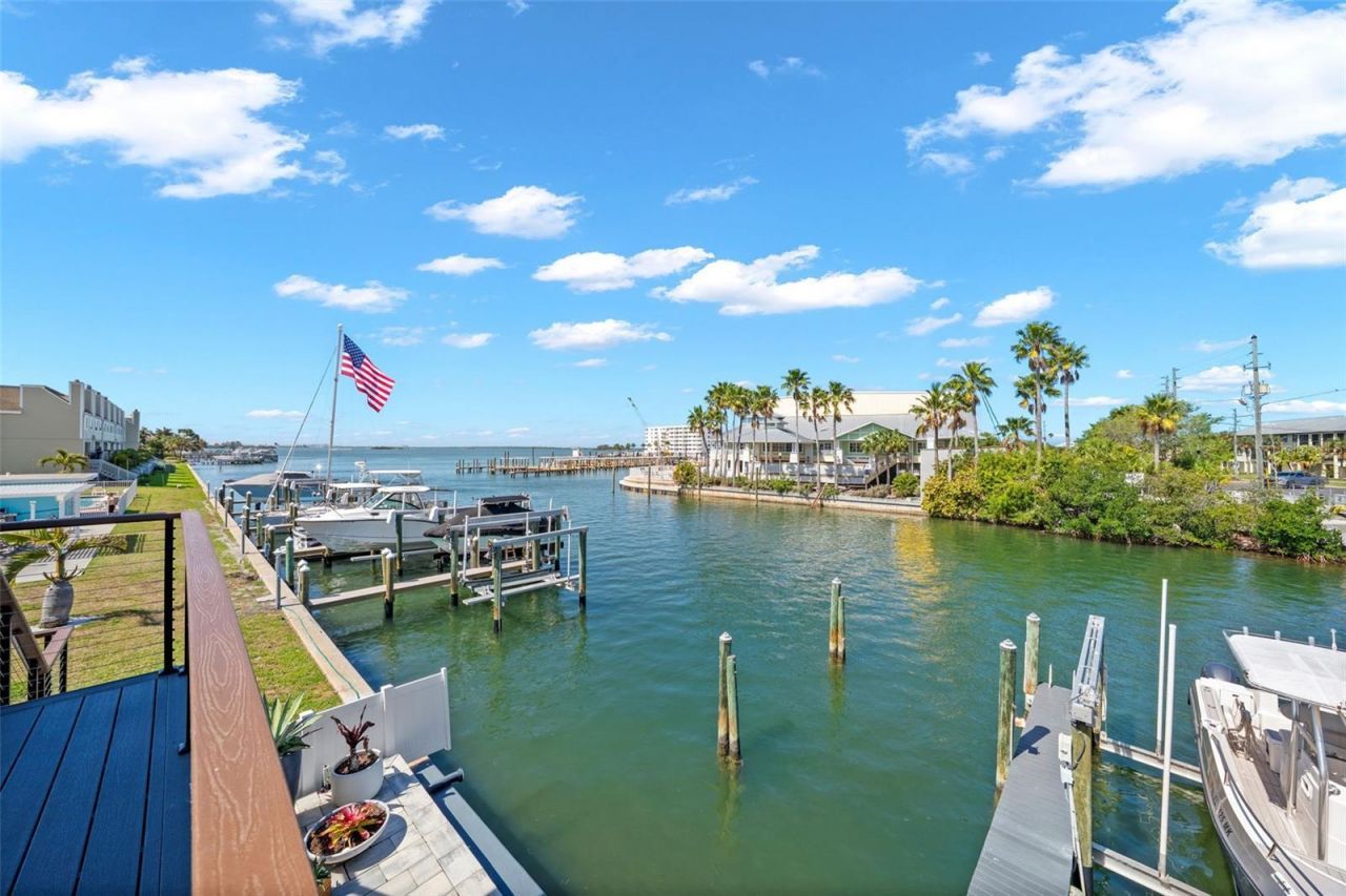 439 Causeway Boulevard , Dunedin, FL 34698 Photo