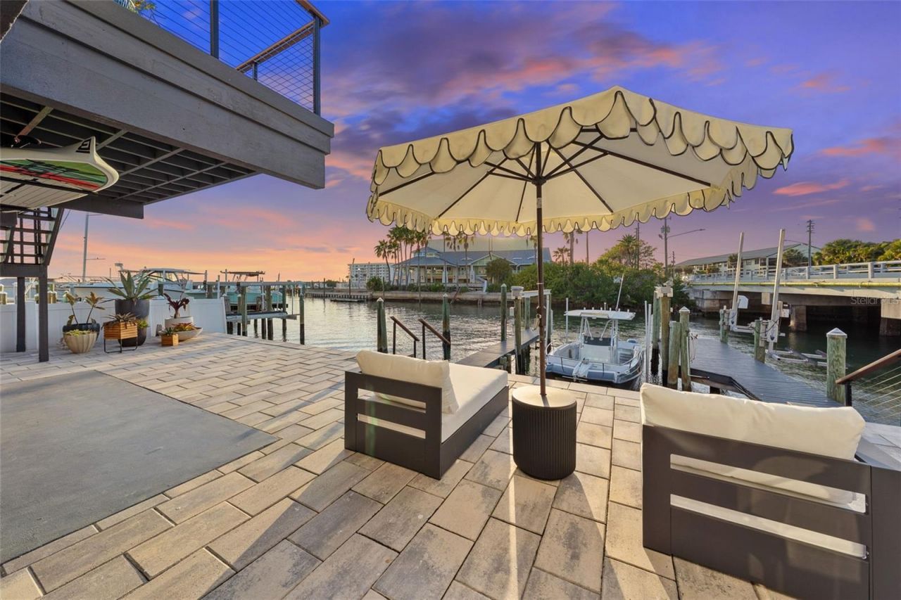 439 Causeway Boulevard , Dunedin, FL 34698 Photo