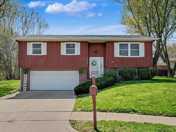 1913 Clifford Street, Dubuque, IA 52002