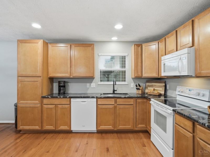 5752 Sunrise View Circle, Liberty Township, OH 45044 Photo 13