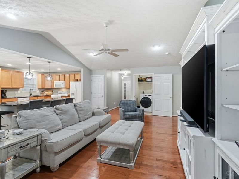 5752 Sunrise View Circle, Liberty Township, OH 45044 Photo 9