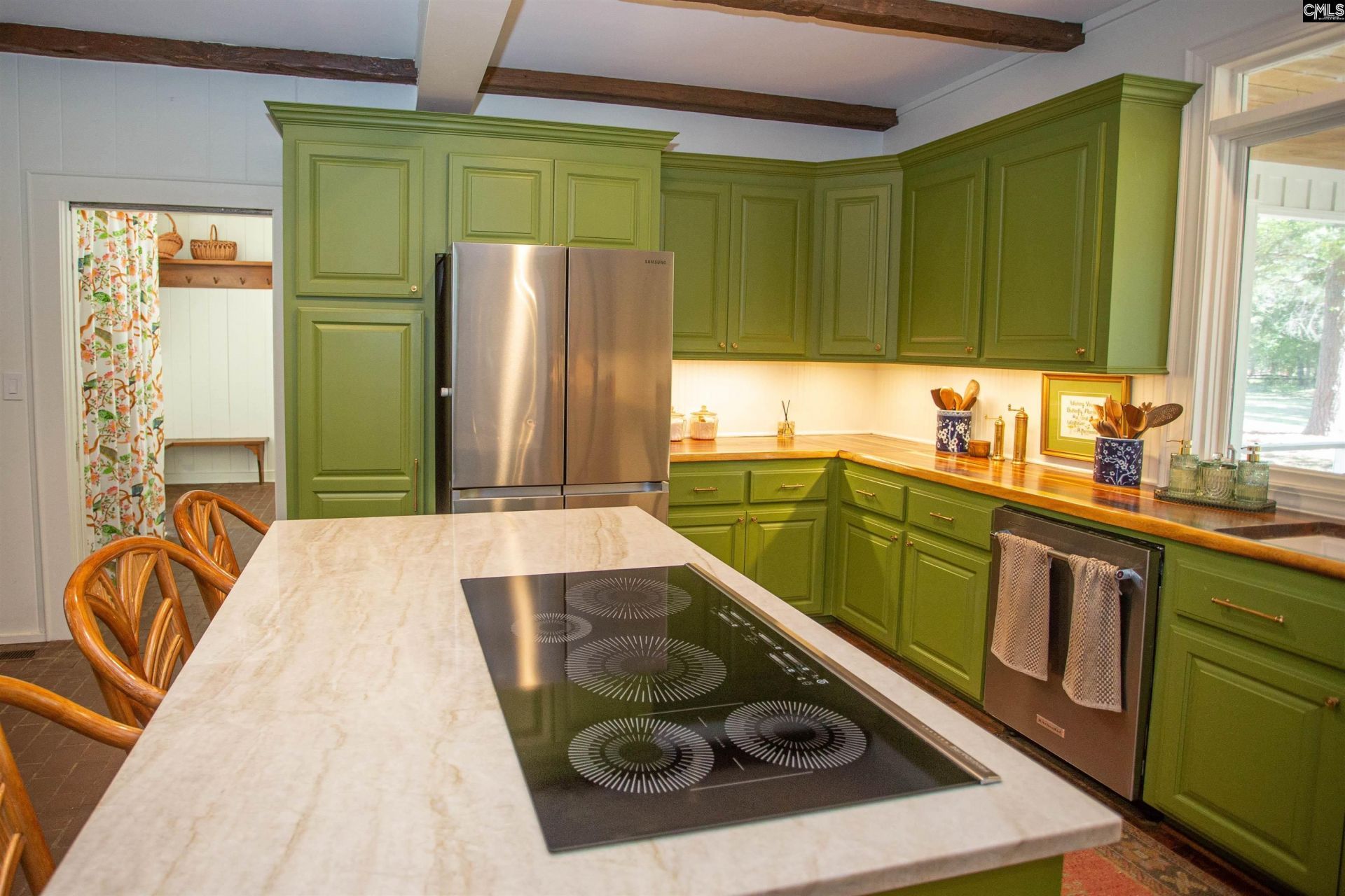 481 Cantey Lane  Photo 7