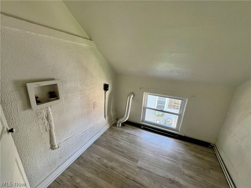 4212 Apple Avenue , Cleveland, OH 44113 Photo 24