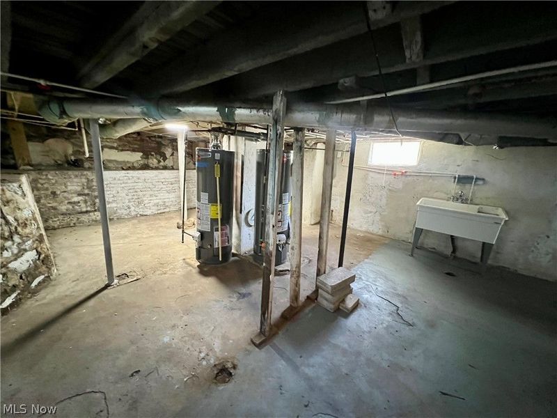 4212 Apple Avenue , Cleveland, OH 44113 Photo 26