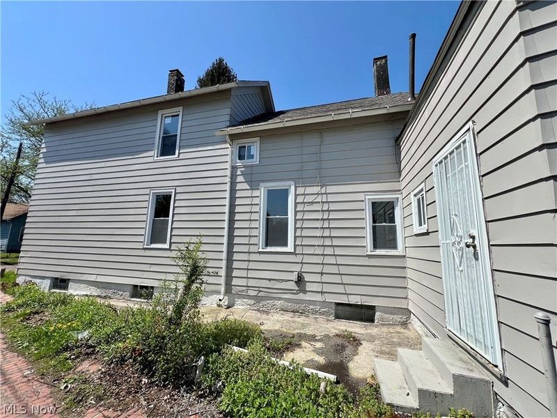 4212 Apple Avenue , Cleveland, OH 44113 Photo 33