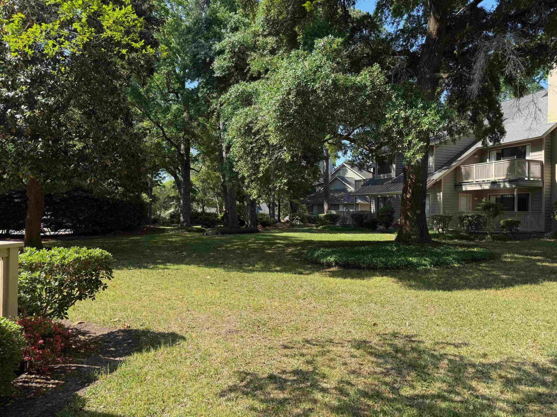 306 Westbury Ct.  Photo 14