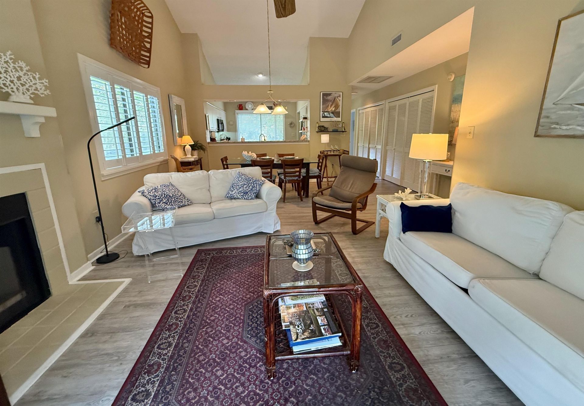 306 Westbury Ct.  Photo 19