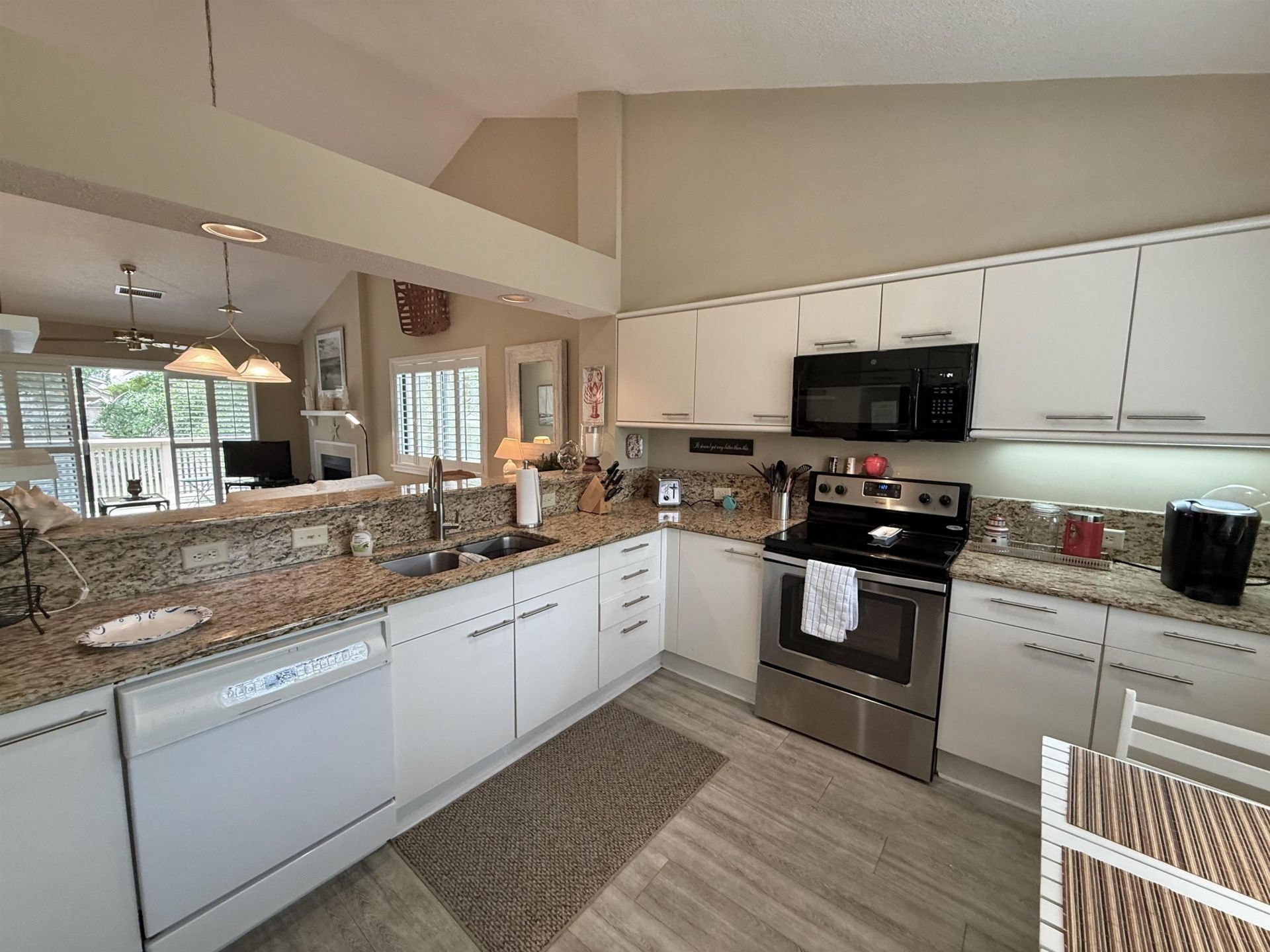 306 Westbury Ct.  Photo 25