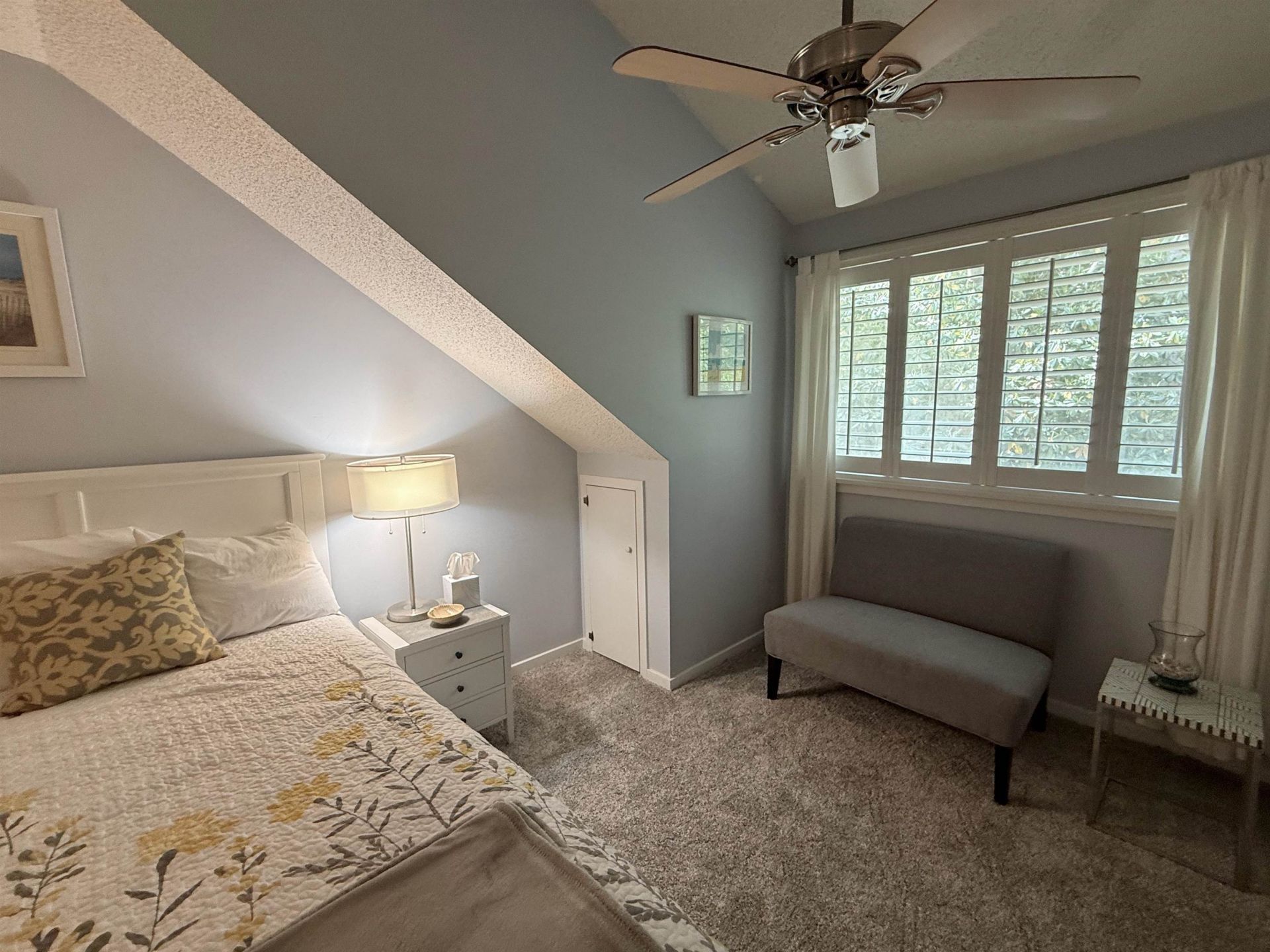 306 Westbury Ct.  Photo 32