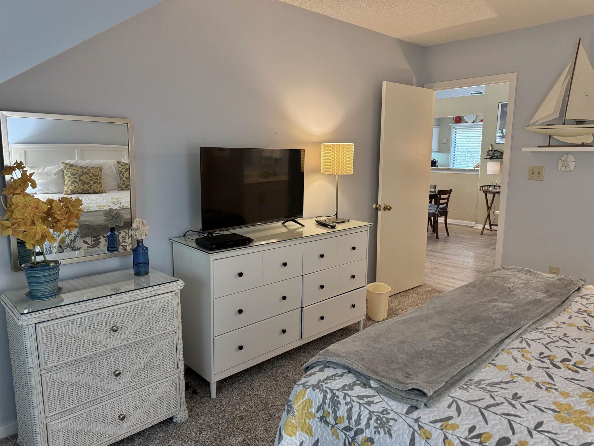 306 Westbury Ct.  Photo 33