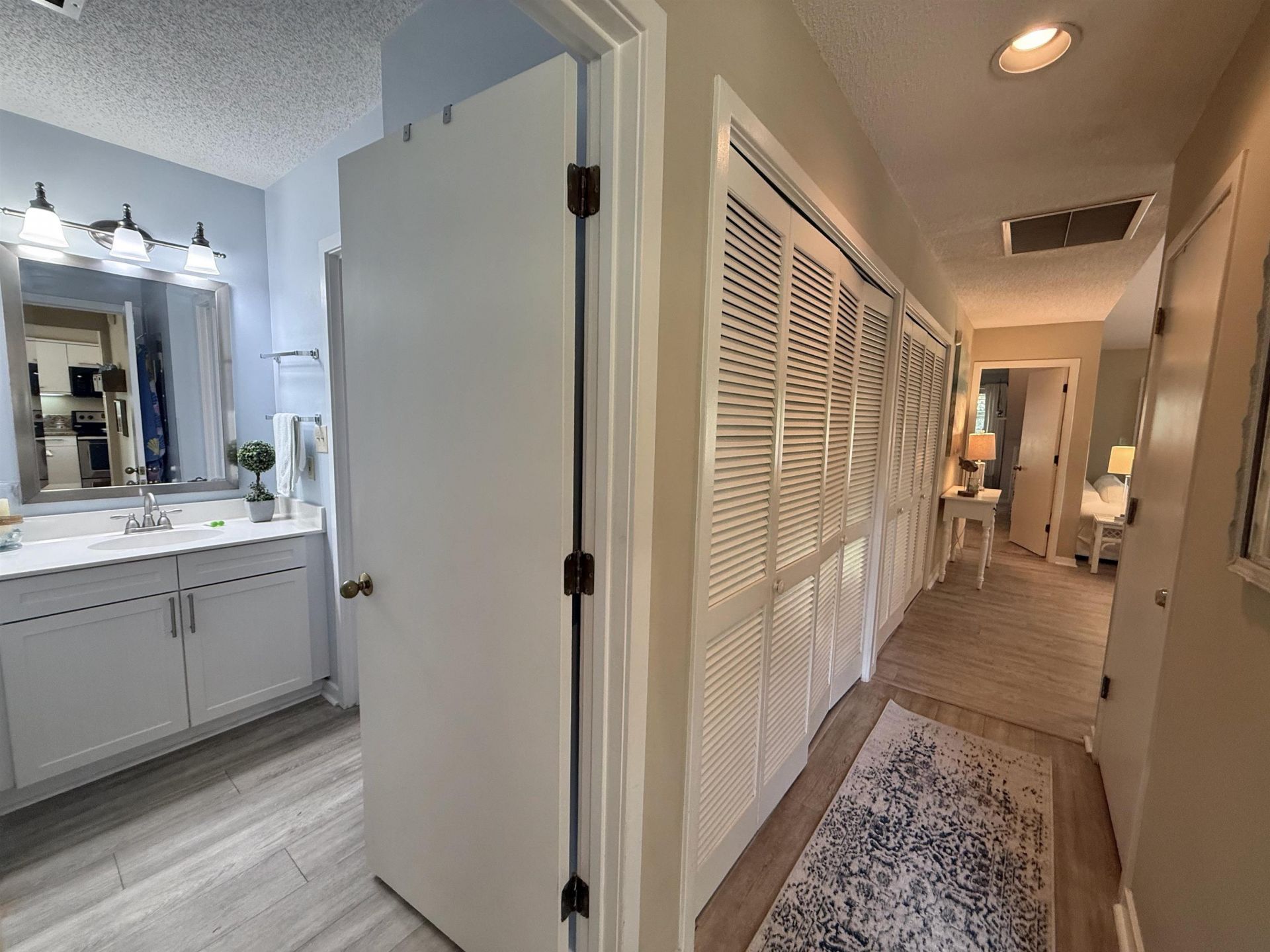 306 Westbury Ct.  Photo 38