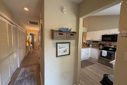 306 Westbury Ct.  photo 4