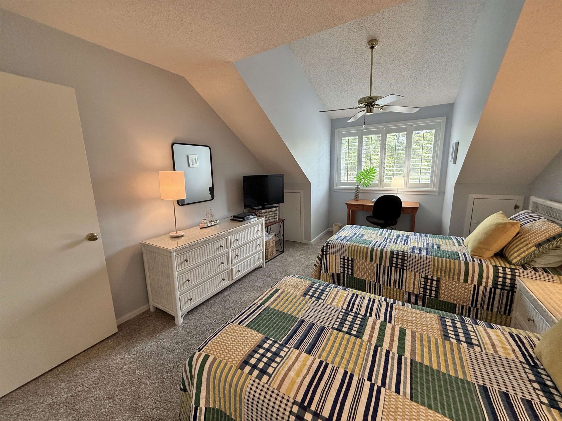 306 Westbury Ct.  Photo 40