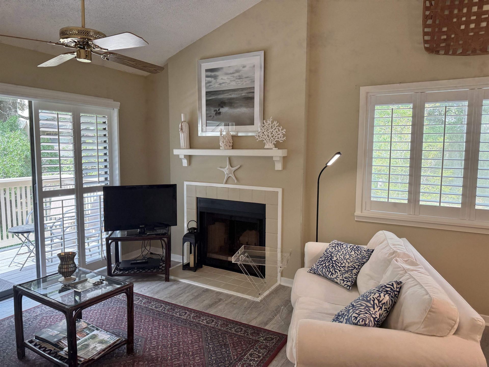 306 Westbury Ct.  Photo 6