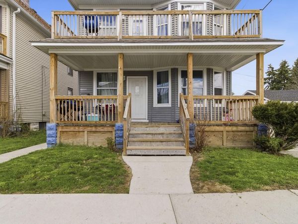 1322 W Dakota STREET, Unit 1322A, Milwaukee, WI 53215