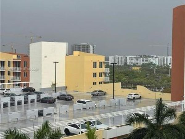 18800 NE 29 AVE , Unit 822, AVENTURA, FL 33180