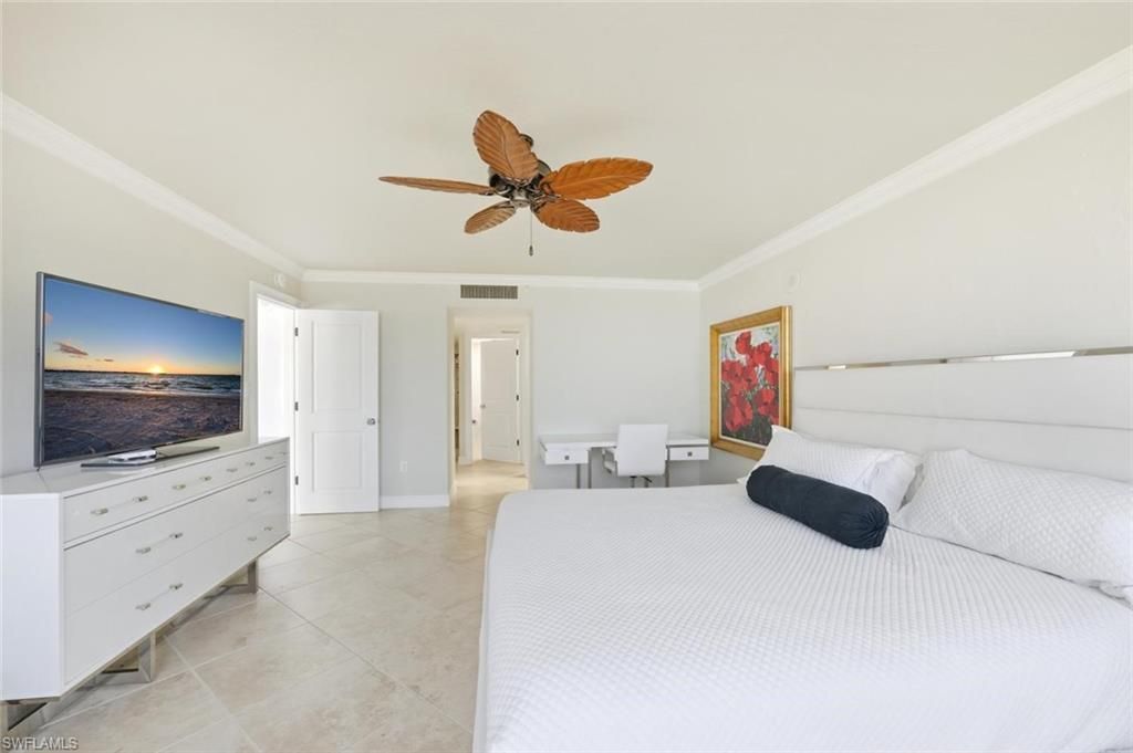 4751 Gulf Shore Blvd N, Unit PH7, Naples, FL 34103 Photo