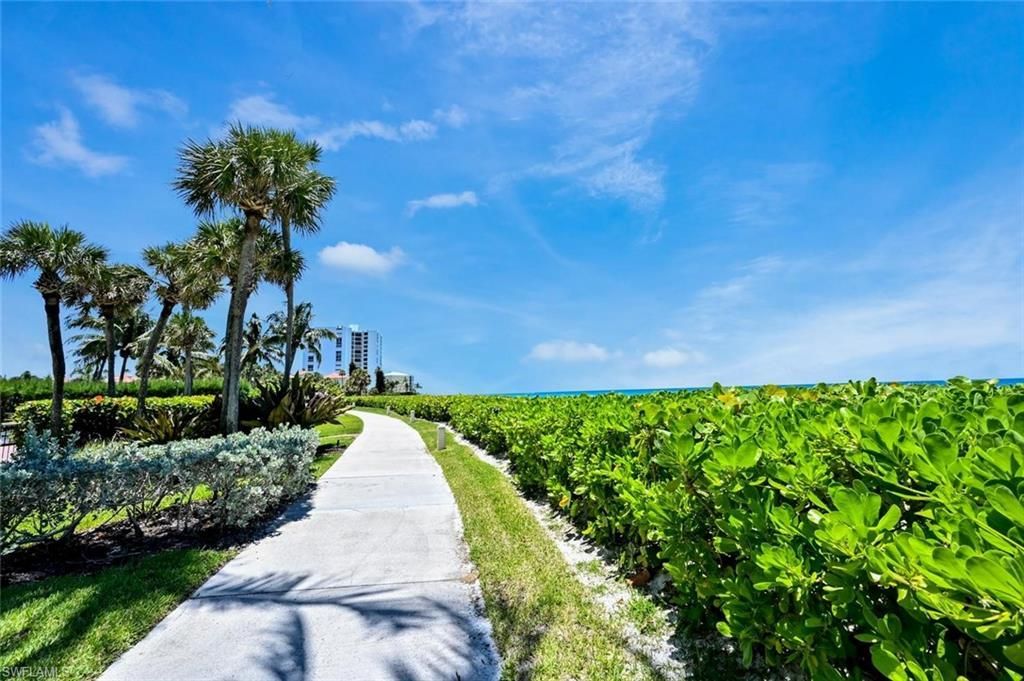4751 Gulf Shore Blvd N, Unit PH7, Naples, FL 34103 Photo