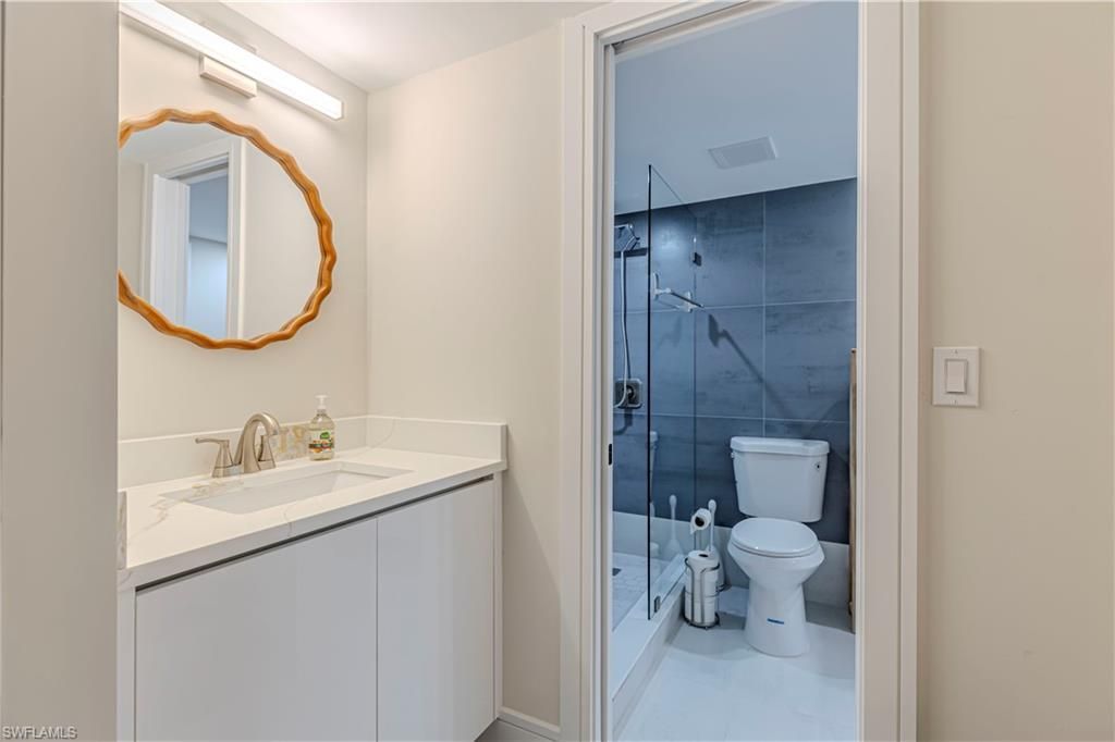 5 Bluebill Ave, Unit 104, Naples, FL 34108 Photo