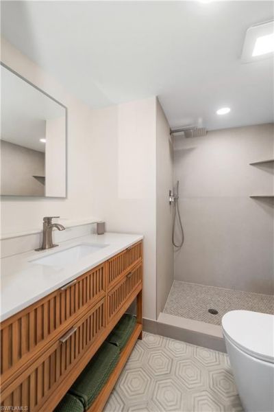 501 Forest Lakes Blvd, Unit 111, Naples, FL 34105 Photo