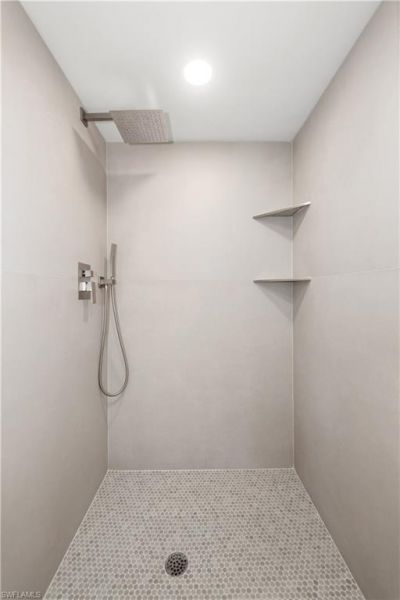501 Forest Lakes Blvd, Unit 111, Naples, FL 34105 Photo