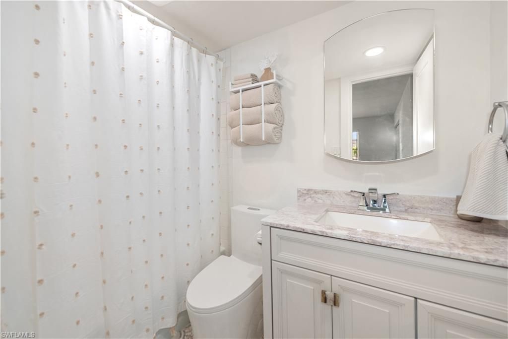 501 Forest Lakes Blvd, Unit 111, Naples, FL 34105 Photo