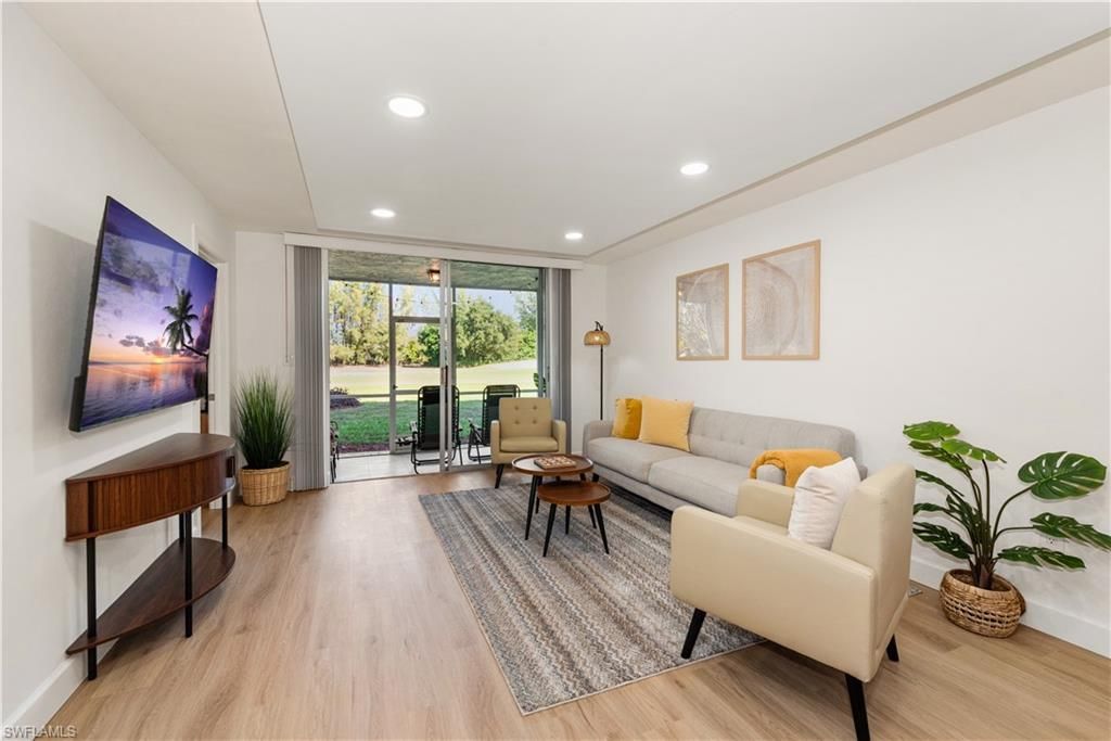 501 Forest Lakes Blvd, Unit 111, Naples, FL 34105 Photo