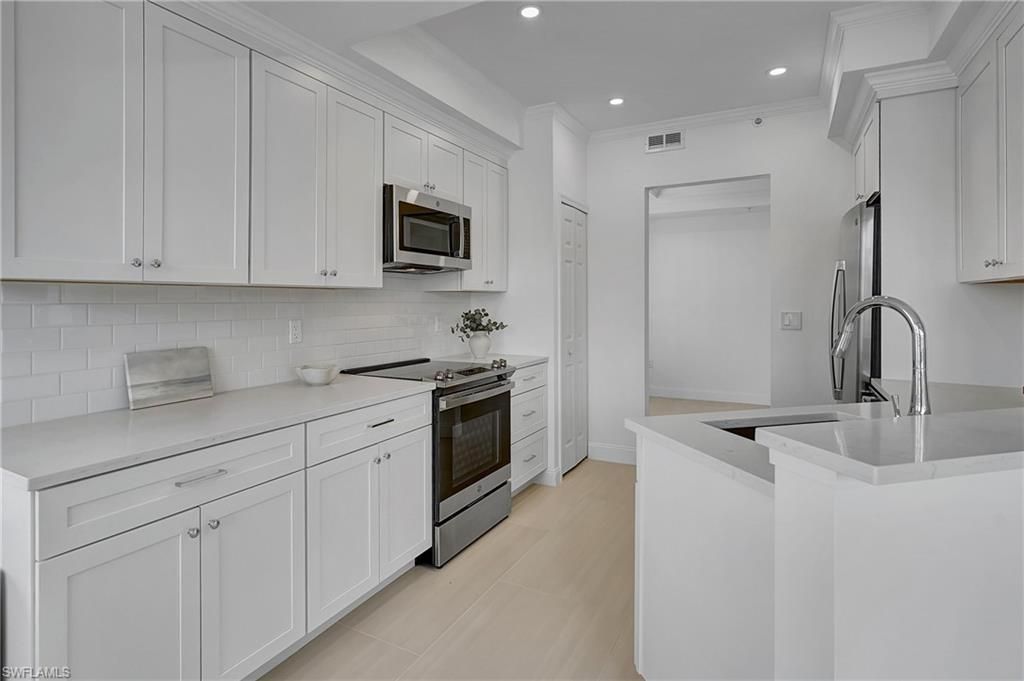 2165 Arielle Dr , Unit 1602, Naples, FL 34109 Photo