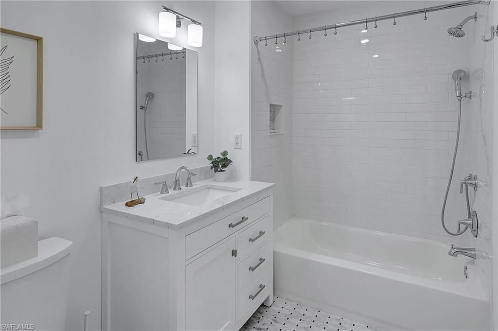 2165 Arielle Dr , Unit 1602, Naples, FL 34109 Photo