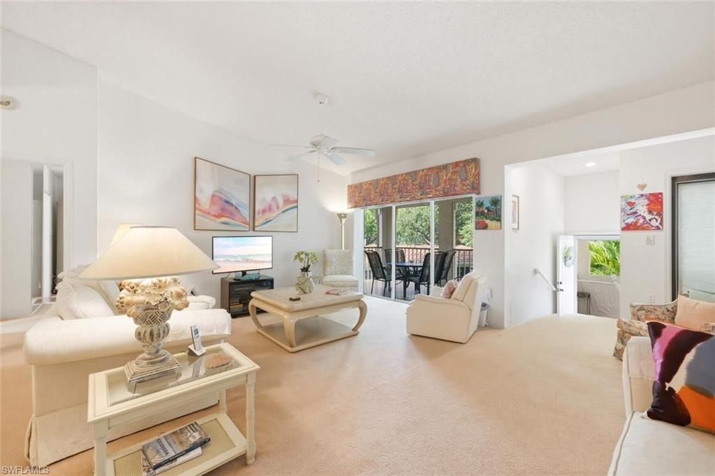 110 Siena Way, Unit 206, Naples, FL 34119 Photo