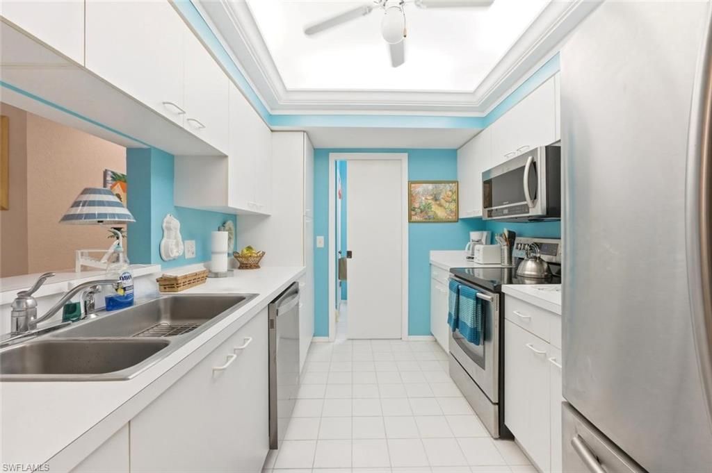 110 Siena Way, Unit 206, Naples, FL 34119 Photo