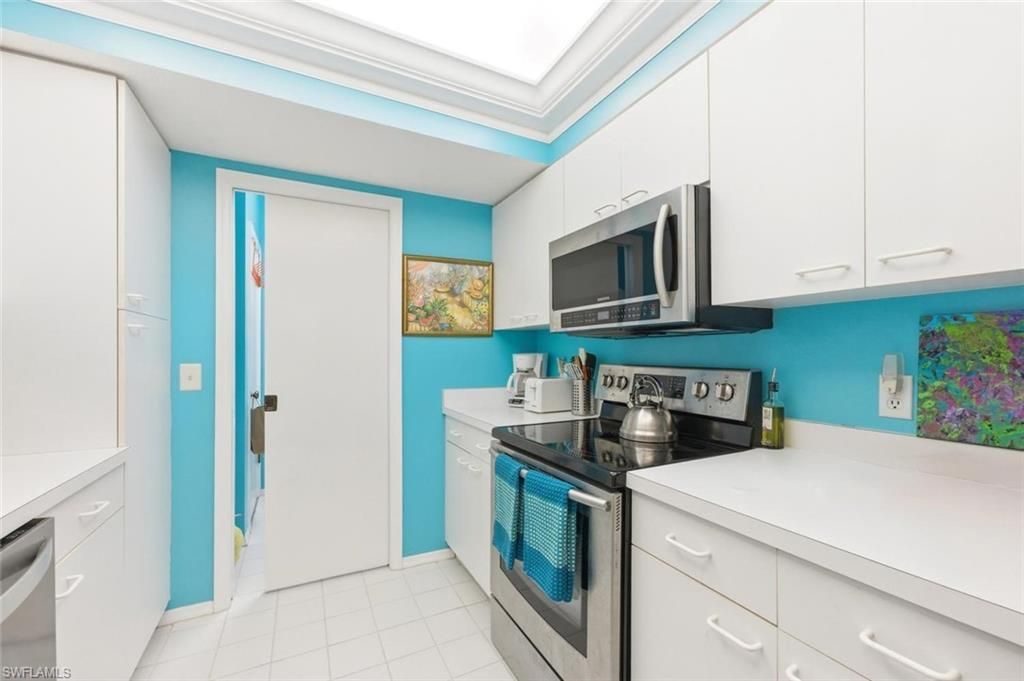 110 Siena Way, Unit 206, Naples, FL 34119 Photo