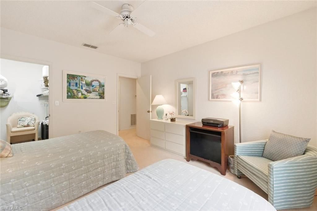 110 Siena Way, Unit 206, Naples, FL 34119 Photo