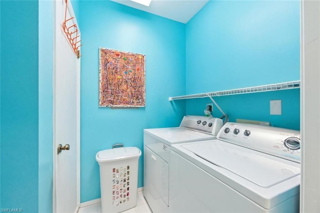 110 Siena Way, Unit 206, Naples, FL 34119 Photo