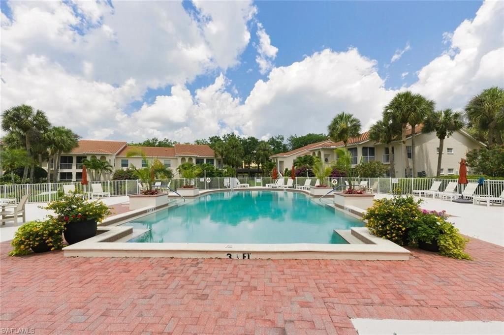 110 Siena Way, Unit 206, Naples, FL 34119 Photo